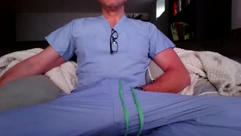 Knight3975 online show from February 6, 2026, 2:31 pm