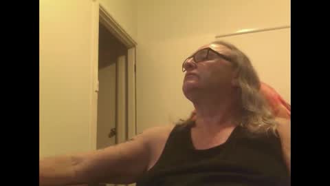 knobout online show from September 18, 2025, 1:46 pm