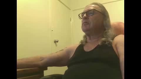 knobout online show from May 13, 2026, 10:01 am