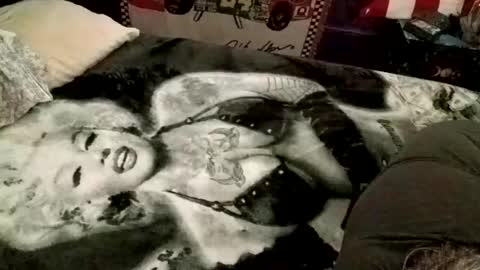 Snapshot of knock2wice1975 chatting on January 12, 2025, 8:14 am knock2wice1975 online show from January 12, 2025, 8:14 am