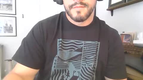 Snapshot of knowledge01 chatting on June 10, 2026, 9:25 pm knowledge01 online show from June 10, 2026, 9:25 pm