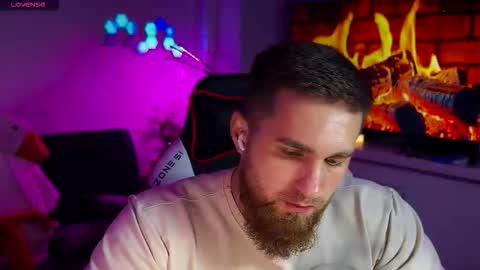 Sweet boy online show from March 25, 2026, 11:22 pm