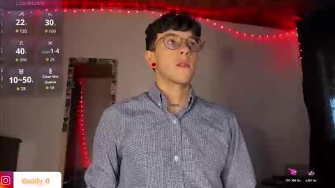 Koddy Independent model online show from December 1, 2025, 3:06 pm