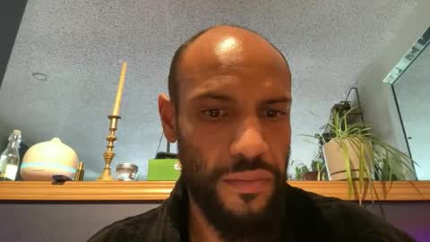 A Dick Ting online show from December 1, 2025, 6:24 pm