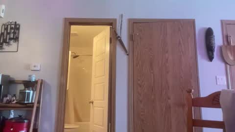 A Dick Ting online show from February 4, 2026, 6:14 pm