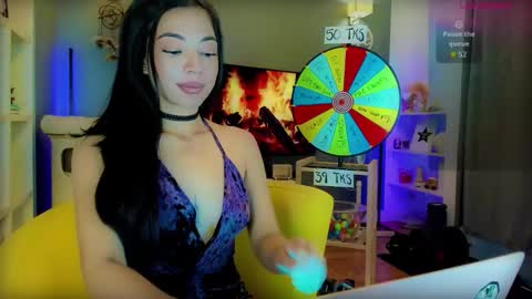 Snapshot of kokonut__ chatting on October 7, 2025, 2:03 pm Lisa online show from October 7, 2025, 2:03 pm