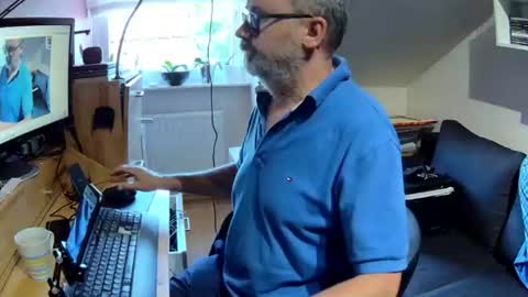 Gregor online show from July 3, 2026, 12:44 pm