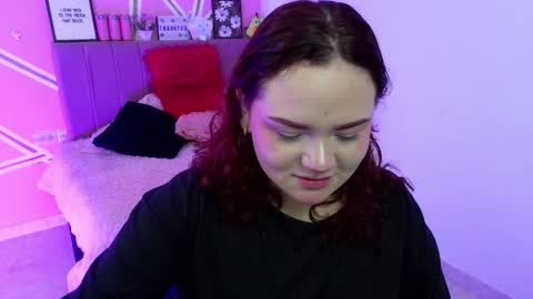 camila online show from April 8, 2026, 10:54 pm