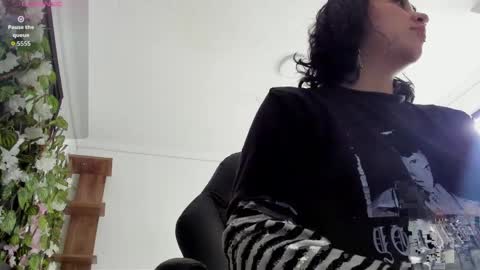 Kora Red online show from April 4, 2026, 2:25 pm