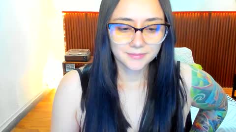 Snapshot of kora_shadow chatting on December 15, 2025, 8:02 pm Kora Shadow online show from December 15, 2025, 8:02 pm