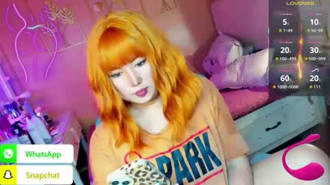 MISS ALICIA online show from November 6, 2025, 9:21 am