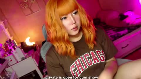 MISS ALICIA online show from December 3, 2025, 2:41 am