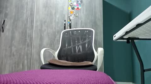 Koto Bombon online show from January 6, 2026, 8:01 pm