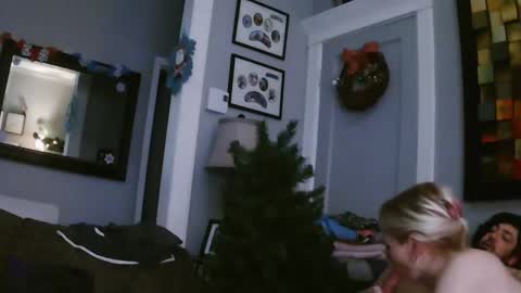 Snapshot of koululier23 chatting on December 11, 2024, 10:47 am koululier23 online show from December 11, 2024, 10:47 am