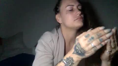 koyoteej online show from March 9, 2025, 10:52 am