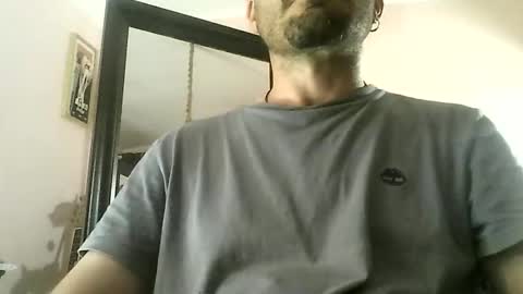 Snapshot of kratoskratoskratos chatting on May 15, 2026, 3:13 am Kratos online show from May 15, 2026, 3:13 am