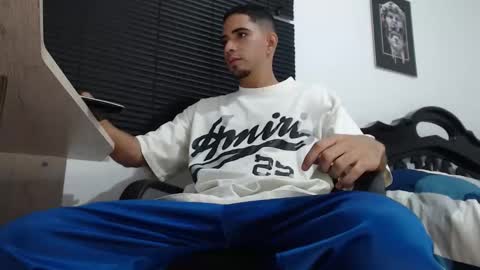 kratoswolf online show from January 7, 2026, 6:32 pm