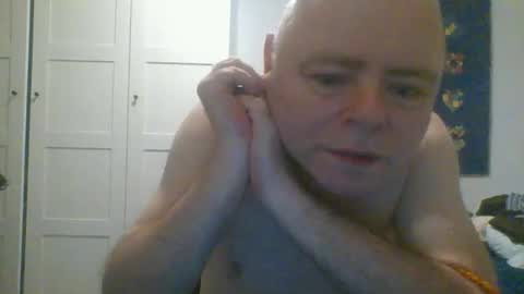 Snapshot of kreolsk34 chatting on October 8, 2025, 1:25 am kreolsk34 online show from October 8, 2025, 1:25 am