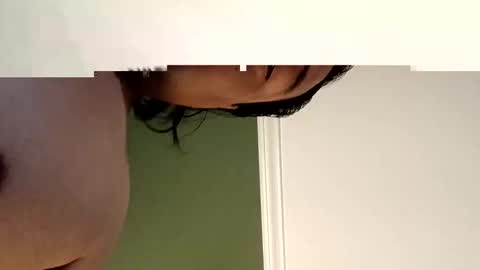 Snapshot of kriscalles260328 chatting on November 21, 2025, 9:30 am kriscalles260328 online show from November 21, 2025, 9:30 am