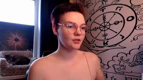 Snapshot of krisneal chatting on November 16, 2025, 8:42 am krisneal online show from November 16, 2025, 8:42 am