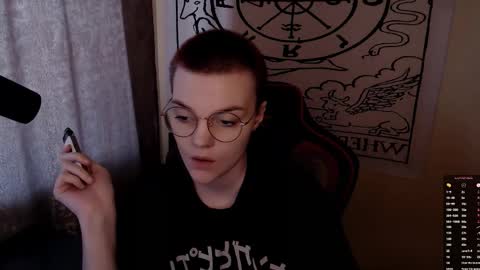 Snapshot of krisneal chatting on February 17, 2026, 8:55 am krisneal online show from February 17, 2026, 8:55 am