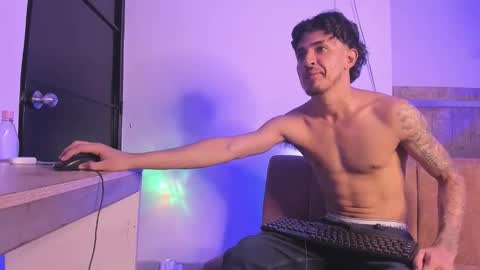 Kriss online show from October 12, 2025, 6:18 pm