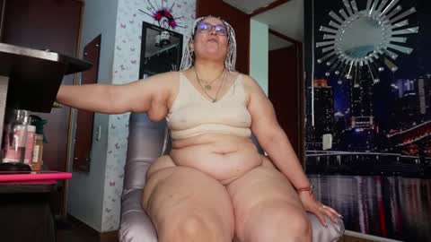 Snapshot of kristenhill1 chatting on December 28, 2024, 9:40 pm Kristen online show from December 28, 2024, 9:40 pm