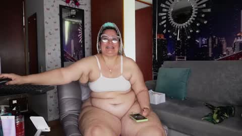 Snapshot of kristenhill1 chatting on February 4, 2025, 4:08 pm Kristen online show from February 4, 2025, 4:08 pm