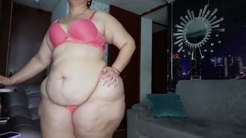 Snapshot of kristenhill1 chatting on February 26, 2025, 1:32 am Kristen online show from February 26, 2025, 1:32 am