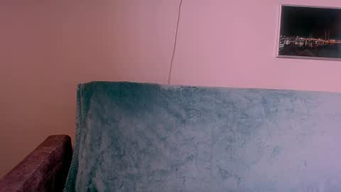 kristina_vagner online show from April 13, 2026, 2:17 am