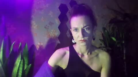 Kristina online show from December 3, 2024, 7:33 pm