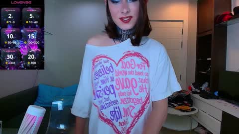 kristina online show from February 5, 2025, 6:37 pm