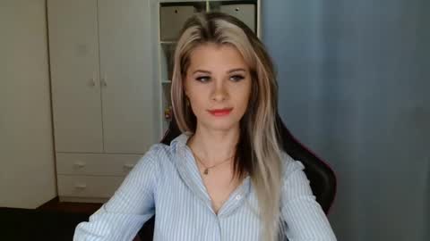 Snapshot of kristineamore chatting on March 10, 2026, 7:13 am KristineAmore online show from March 10, 2026, 7:13 am