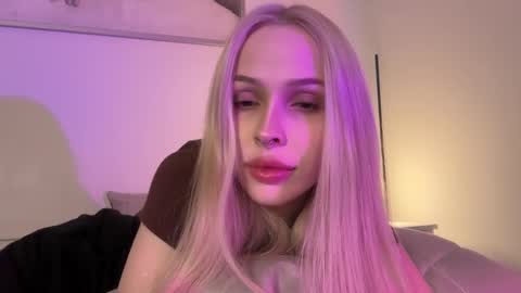 Kristy and Alice online show from September 25, 2025, 8:23 pm