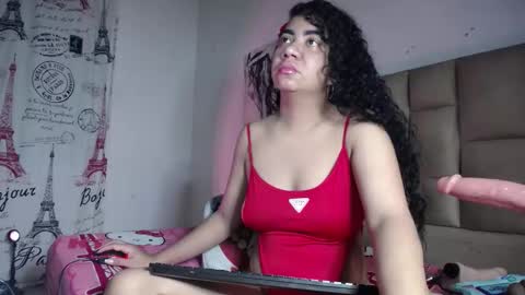 kristynsmith20 online show from February 8, 2026, 3:32 am