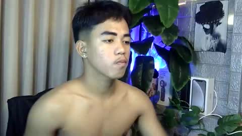 Snapshot of kritthanarkorn chatting on January 16, 2026, 6:39 am kritthanarkorn online show from January 16, 2026, 6:39 am