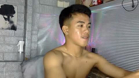 Snapshot of kritthanarkorn chatting on February 2, 2026, 3:11 pm kritthanarkorn online show from February 2, 2026, 3:11 pm