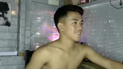 Snapshot of kritthanarkorn chatting on February 3, 2026, 5:49 am kritthanarkorn online show from February 3, 2026, 5:49 am