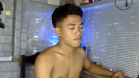 Snapshot of kritthanarkorn chatting on February 3, 2026, 6:22 am kritthanarkorn online show from February 3, 2026, 6:22 am