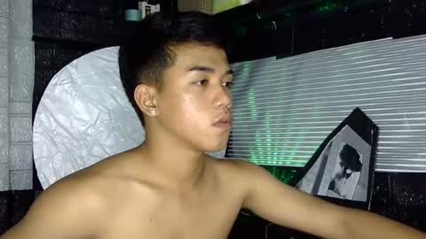 Snapshot of kritthanarkorn chatting on February 27, 2026, 7:36 pm kritthanarkorn online show from February 27, 2026, 7:36 pm