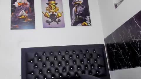 krixty online show from November 14, 2025, 8:40 pm