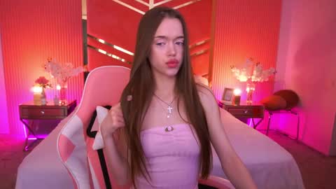 krys_tina online show from May 1, 2026, 6:40 am