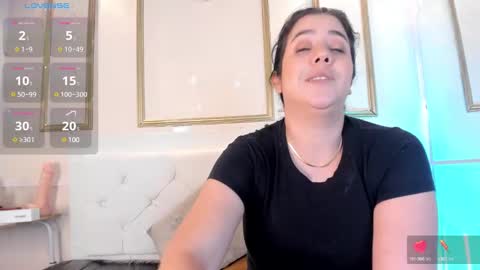 Snapshot of krystal_taylor23 chatting on January 28, 2025, 2:00 am Kystal Taylor online show from January 28, 2025, 2:00 am