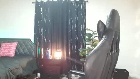 Krystal Blake online show from April 18, 2026, 5:50 pm