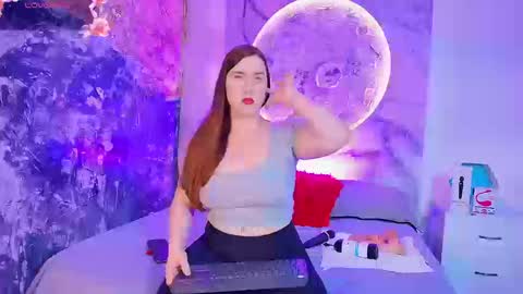 Snapshot of krystalevans chatting on September 8, 2025, 8:08 pm Krystal online show from September 8, 2025, 8:08 pm