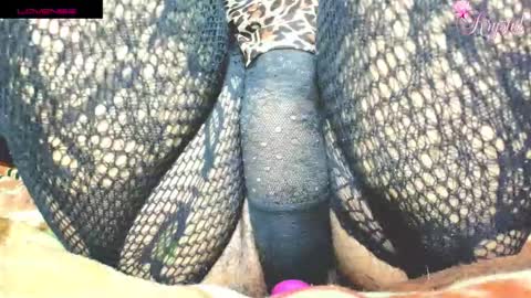 Snapshot of krystarxxx chatting on September 21, 2025, 8:21 pm kryxtal online show from September 21, 2025, 8:21 pm