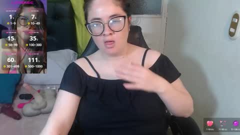 kryystaladams online show from April 8, 2026, 1:11 pm