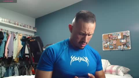 kumar_jarsso online show from April 19, 2026, 4:23 am