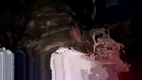 kumnnkevsuks4 online show from November 29, 2025, 7:44 am