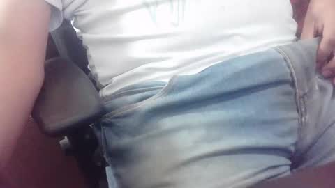 Snapshot of kunahub17 chatting on September 13, 2025, 4:34 am kunahub17 online show from September 13, 2025, 4:34 am